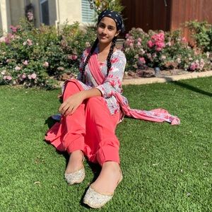 Meet your Posher, Tanveer